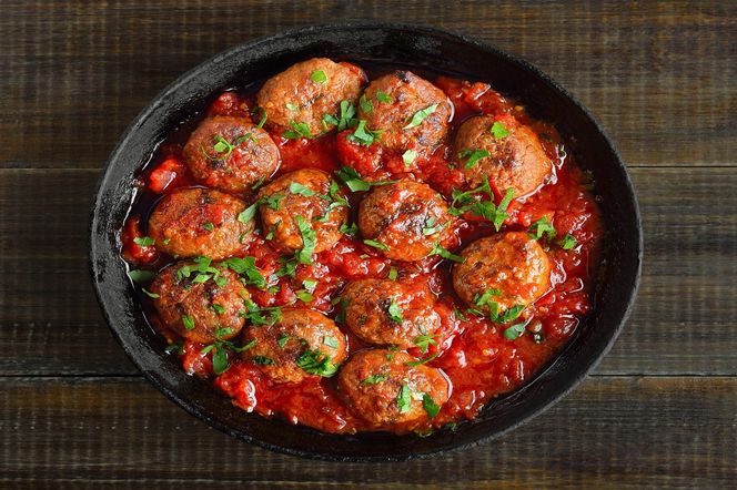 Klopsiki faszerowane mozzarellą to gratka dla całej rodziny. Robię je przynajmniej raz w tygodniu