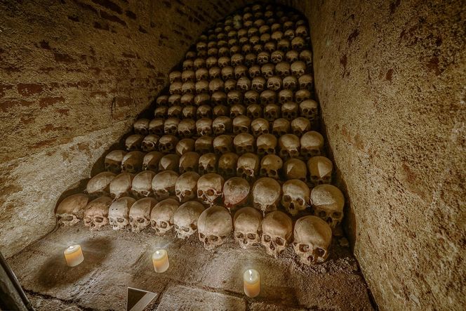 „Morawski Manchester” leży zaledwie kilka godziny drogi z Małopolski. Ma drugie największe katakumby w Europie