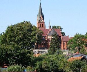 Do tej wsi w woj. warmińsko-mazurskim zjeżdżają tłumy. Nie dla atrakcji turystycznych 