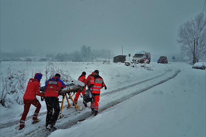 Trudne warunki w Bieszczadach. Wczoraj GOPR pomógł szóstce turystów