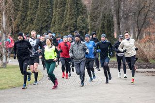 Parkrun w Katowicach to cotygodniowe tłumy. Biegły nawet psy ZDJĘCIA