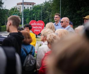 Jurek Owsiak przyjechał do Chorzowa. Oficjalnie otwarto rondo im. Fundacji WOŚP