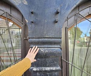 Dostrzec, zrozumieć, ocalić – Domy przysłupowe. Projekt inwentaryzacji domów przysłupowych zainicjowany przez Małgorzatę Maszkiewicz (Dolina Domów Przysłupowych) - powstała bogata dokumentacja oraz zdjęcia