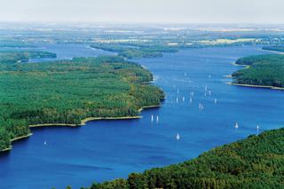Najpiękniejsze jeziora w Polsce: wodniackie zmiany na Jezioraku