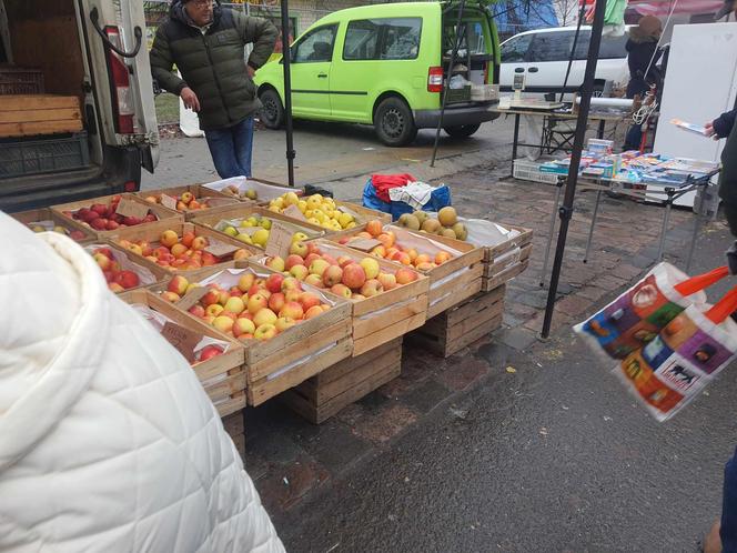 Bazarek Na Dołku w Warszawie