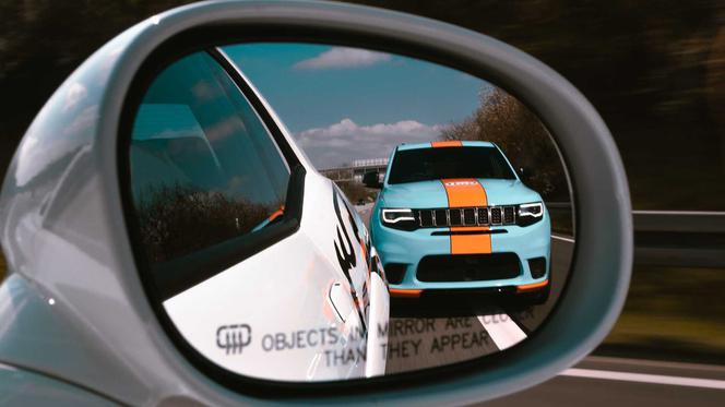 Jeep Grand Cherokee Trackhawk w barwach Gulf