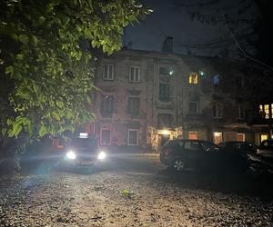Tajemnicza śmierć w Pruszkowie. Zwłoki mężczyzny znalezione w mieszkaniu. To było zabójstwo? 