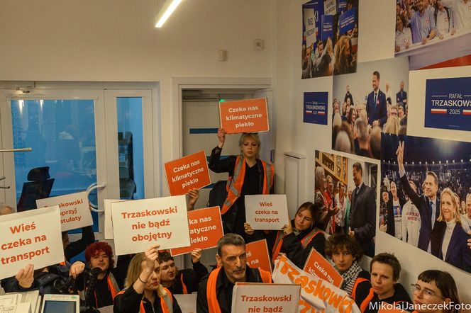 Ostatnie Pokolenie okupuje sztab Rafała Trzaskowskiego!   