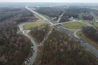 Protest rolników 20 lutego w okolicach Kraśnika. Tak blokują S19