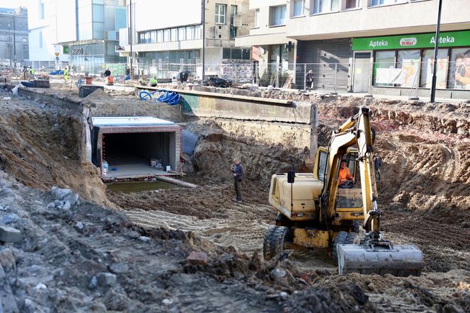 Warszawa w budowie, tak zmienia się centrum miasta. Niezwykła metamorfoza