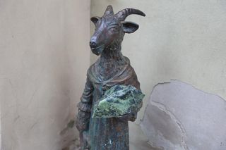 Nowy koziołek w Lublinie. Felicja ma odczarowywać złe moce kamienia nieszczęścia!