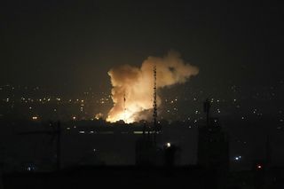 Eskalacja na Bliskim Wschodzie: Izrael uderza w Iran, Teheran odpowiada. Co dalej z konfliktem?