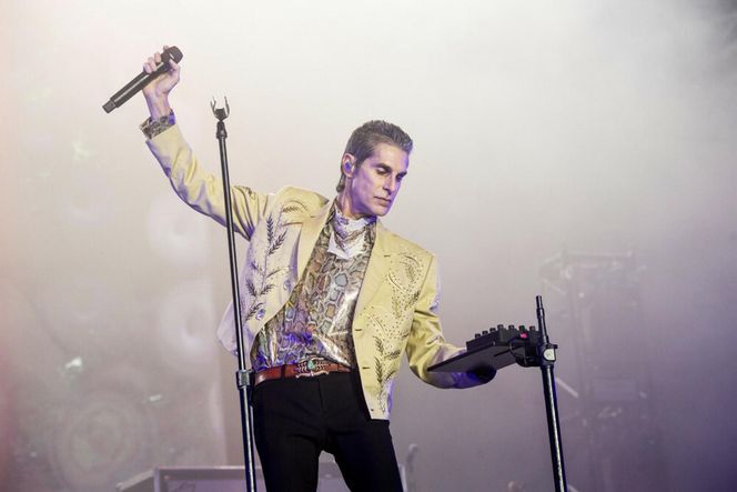 Gwiazdorzy rocka pobili się na scenie! Pozywają się nawzajem