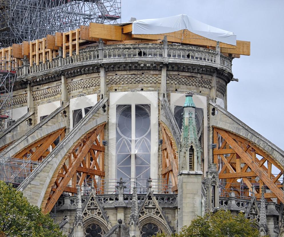 Katedra Notre Dame w Paryżu w trakcie odbudowy