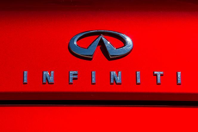Infiniti Q60 3.0 V6 TwinTurbo AT AWD Sport Tech