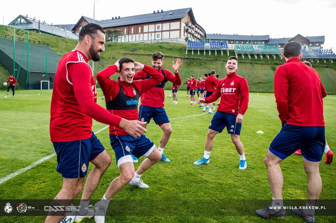 W piątek powraca Ekstraklasa. Jak wyglądają przygotowania krakowskich drużyn?