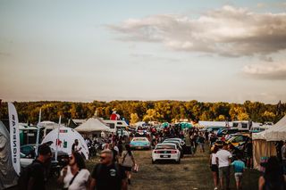 Tesla Cybertruck po raz pierwszy w Polsce! Zobacz futurystyczny pojazd na American Cars Mania 2025