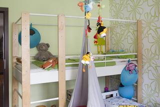 Łóżka piętrowe w pokoju dziecięcym: modele i warianty