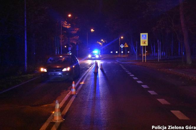 HORROR w Ochli. Potrącenie pieszego było tak silne, że ROZBIŁ GŁOWĄ szybę