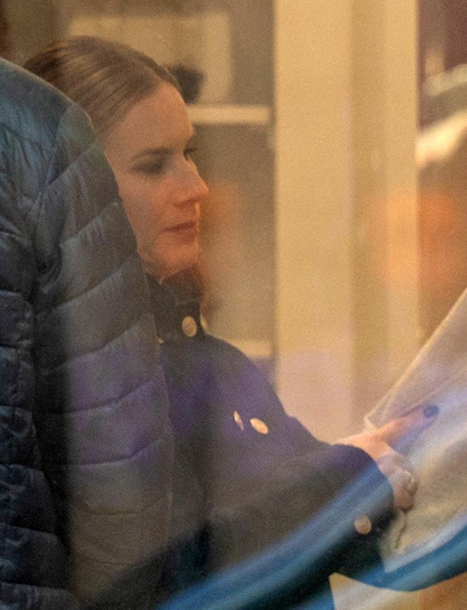 Pierwsza dama w eleganckim butiku