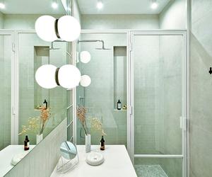 Pomysłowe oświetlenie w łazience - oszczędne formy