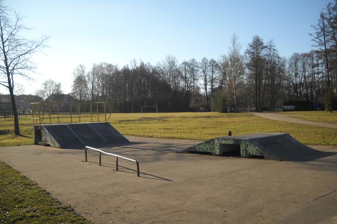 Stary skatepark w Szczecinku jest już w opłakanym stanie - uważają pomysłodawcy budowy Skate Plazy. 