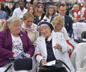 Warszawa śpiewała dla powstańców. Jesteście naszą dumą!