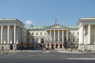 UM Warszawa: Ratusz wyda 80 mln zł więcej na podwyżki i pensje [AUDIO]