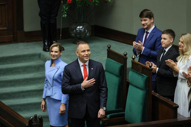 Rodzina Karola Nawrockiego na zaprzysiężeniu 