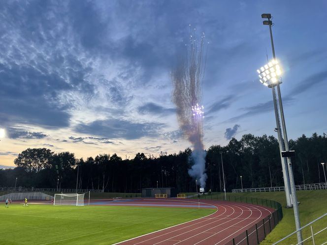 Uroczyste otwarcie stadionu w Starachowicach
