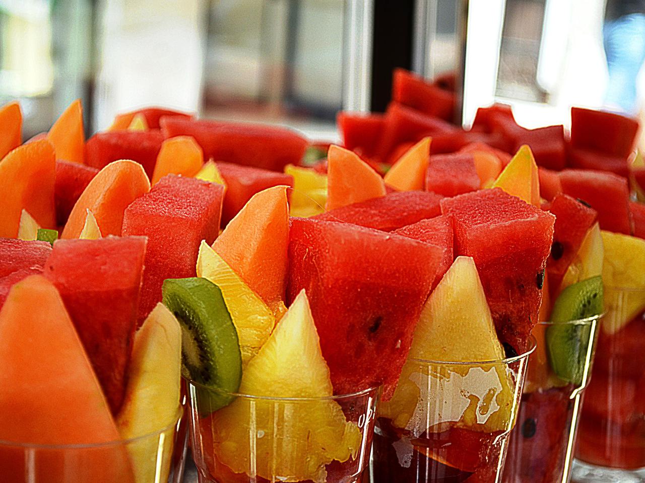 Owoce i warzywa świata. Na co zwrócić uwagę w trakcie kupowania?