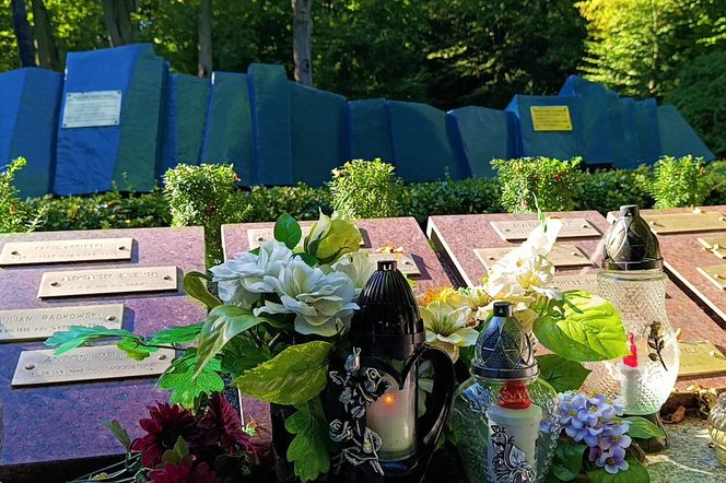Pomnik "Tym, którzy nie powrócili z morza" po renowacji