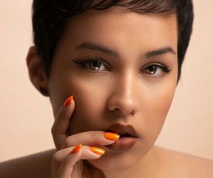 Jesień na paznokciach mieni się kolorami. Oto najmodniejszy manicure nadchodzącego sezonu!