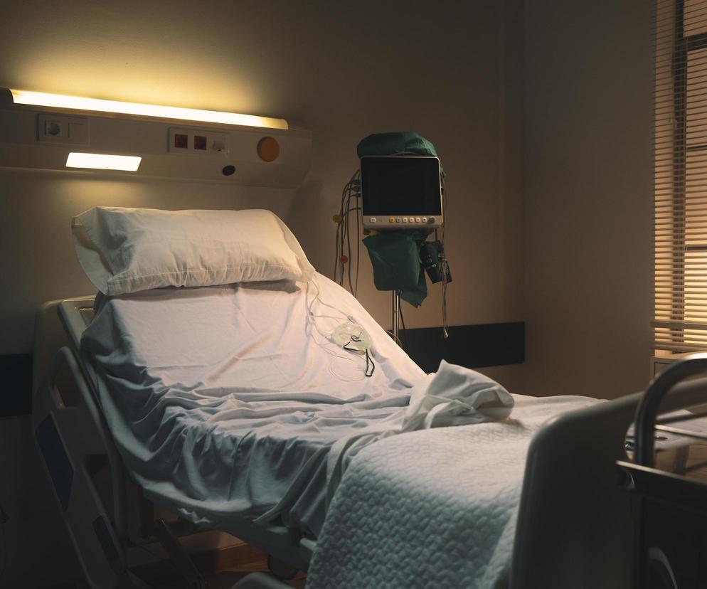 Szpital łóżko szpitalne