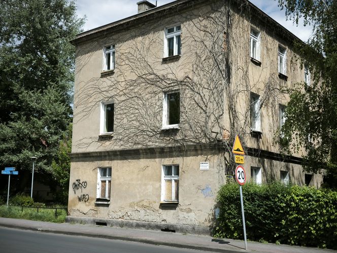 Kamienica przy Dąbrowskiego 