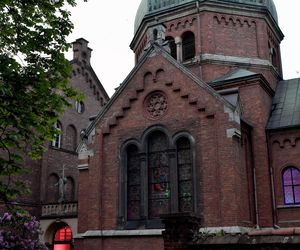 Rybnik. Urządzili całonocną imprezę techno w kaplicy. Tak wyglądala, mamy zdjęcia!