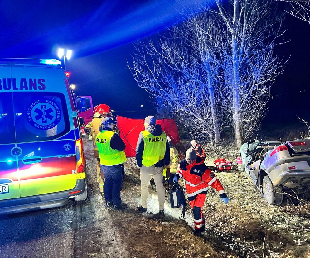 Tragedia na drodze w powiecie kieleckim. Zginęły dwie osoby!