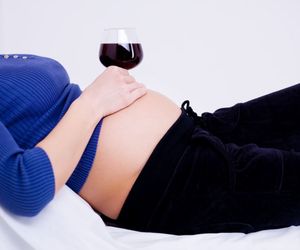 Piłam alkohol nie wiedząc o ciąży. Czy moje dziecko będzie chore?