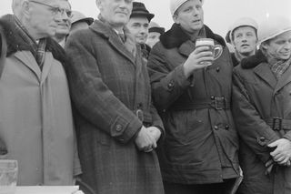 QUIZ PRL. Od propagandy do popkultury. Sprawdź, jak dobrze znasz hasła i powiedzenia z czasów PRL-u