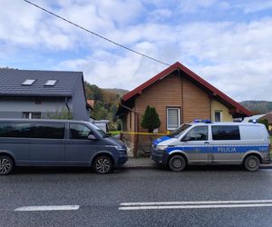 Tragedia w Barcicach. Doszło do potrójnego morderstwa. Policja szuka 25-latka