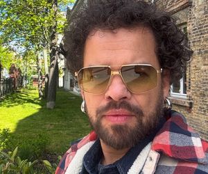 Michał Piróg wrzucił  zdjęcie z dzieckiem. W sieci burza o całowanie dzieci w usta