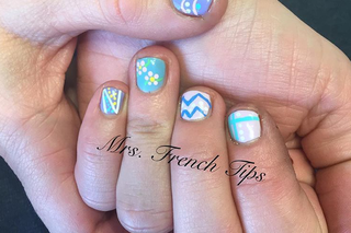 manicure na wielkanoc