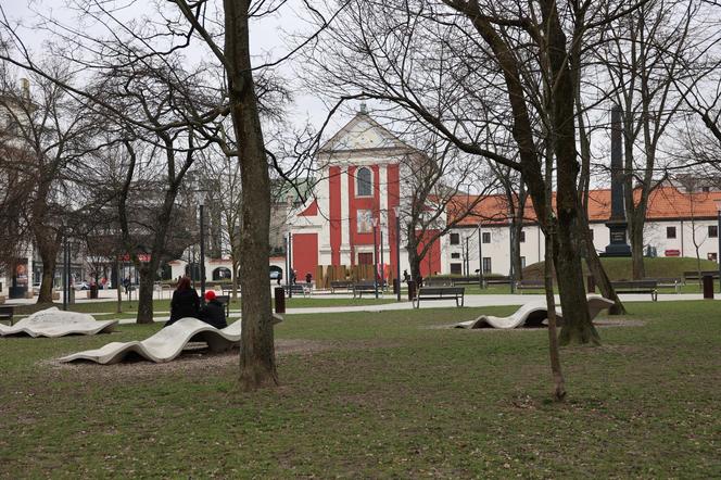 Spacer po centrum Lublina. Czy w mieście czuć już wiosnę?