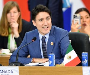 Były premier i piosenkarka razem! To już oficjalne