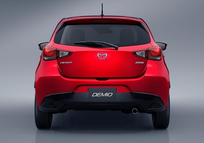 2015 nowa Mazda 2