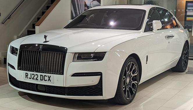 Tomasz Hajto w luksusowym Rolls-Royce