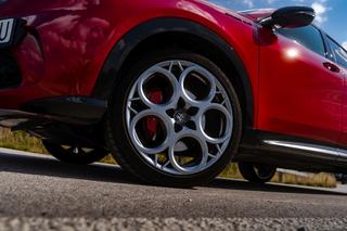 Alfa Romeo Tonale 1.5 T4 Hybrid 130 KM Edizione Speciale