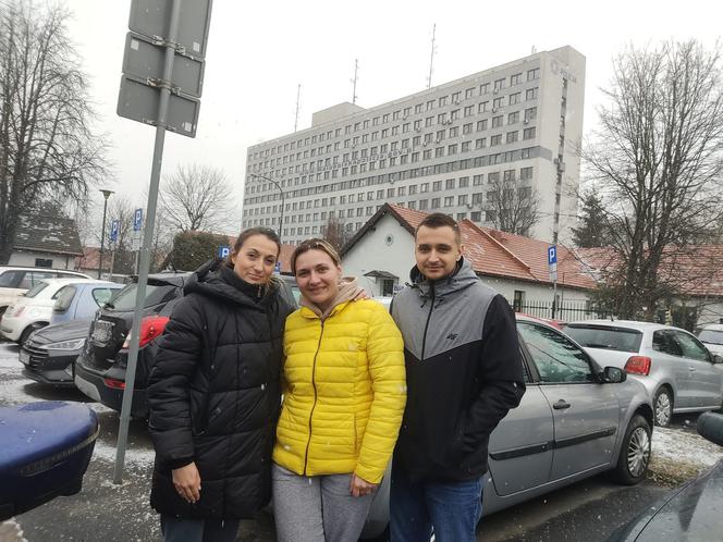 Tarnowscy policjanci pomogli kobiecie dostać się do Krakowa