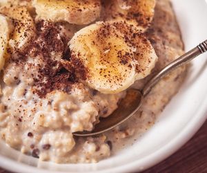 Tuczy i podnosi cukier. Tego nie jedz na śniadanie