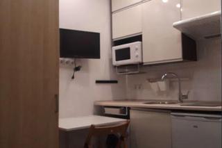 10-metrowa mikrokawalerka na Woli w Warszawie. Cena klitki zwala z nóg